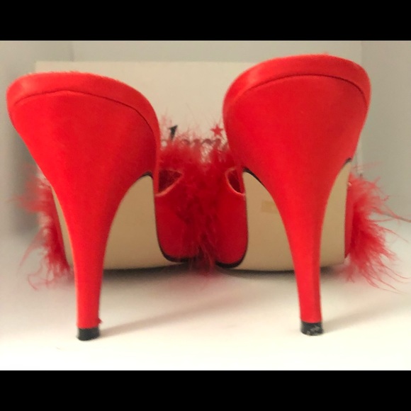 Super Fun and Sexy Store Floor Display Model. Size 9 - Picture 9 of 11